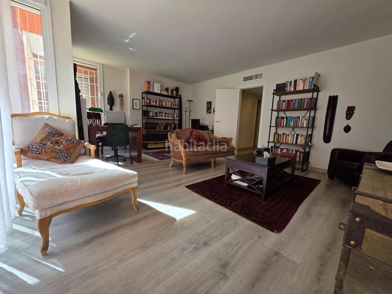 Foto 377be1e5-5b50-4550-9dc0-19967f4d1024. Planta baixa amb aparcament a Sarrià Barcelona