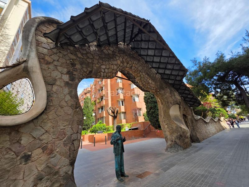 Foto 43c2a7ba-399a-42c1-9a64-656e41e1a170. Planta baixa amb aparcament a Sarrià Barcelona