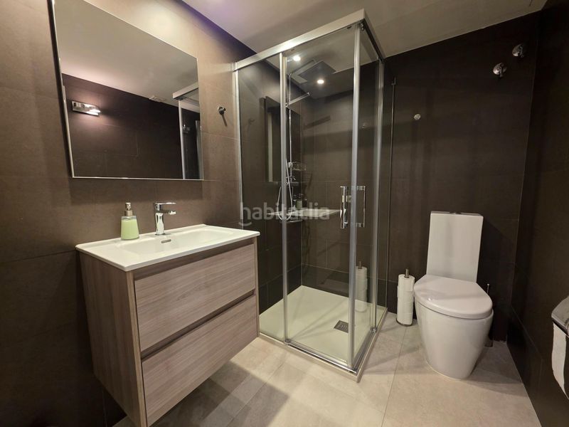 Foto 628f45aa-0ce5-42a9-b644-e4084772258c. Planta baixa amb aparcament a Sarrià Barcelona