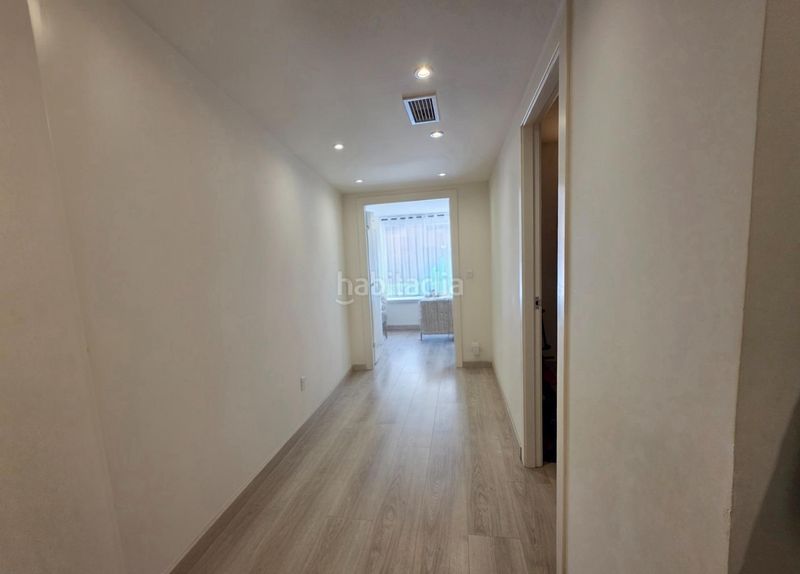 Foto d0a869eb-c554-45dc-a9dd-23638611180c. Planta baixa amb aparcament a Sarrià Barcelona