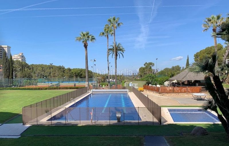 Foto 0f3d3160-e3fc-4f6f-abdf-9d6e7c940318. Pis amb aparcament piscina a Vallpineda - Rocamar Sant Pere de Ribes