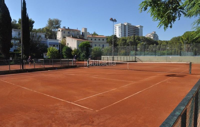 Foto 9a6f30ab-8838-458e-a284-d42e187649e3. Pis amb aparcament piscina a Vallpineda - Rocamar Sant Pere de Ribes