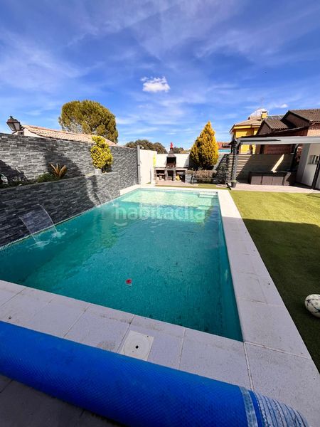 Foto 8ac4a4d9-e425-4a8d-9a1a-6d341919f664. Casa amb aparcament piscina a Trijueque
