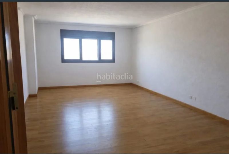 Foto eb8a0254-1fbc-4a15-9c8d-55d241779c5c. Pis amb calefacció aparcament piscina a El Quiñón Seseña