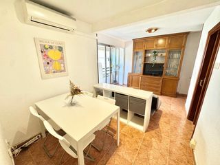 Etagenwohnung  Calle huertos. Piso de 3 dormitorios con terraza en el centro de getafe
