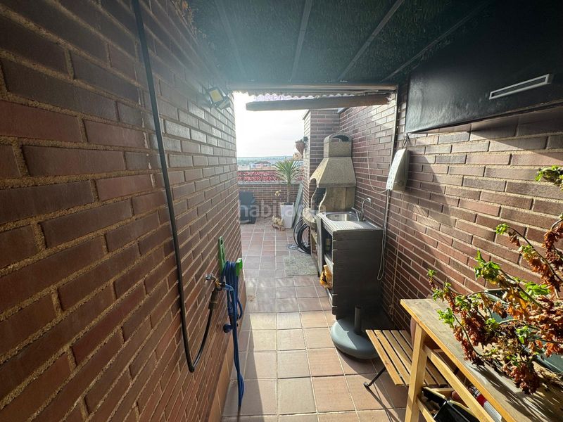 Foto 38ad29ff-e8a9-45ee-b66b-9c9be3f0a11a. Àtic amb calefacció aparcament piscina a Altos del Olivar-El Caracol Valdemoro