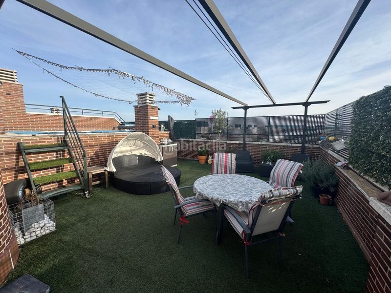 Foto 52af02c8-b696-49d5-b47a-93a3c65f1341. Àtic amb calefacció aparcament piscina a Altos del Olivar-El Caracol Valdemoro