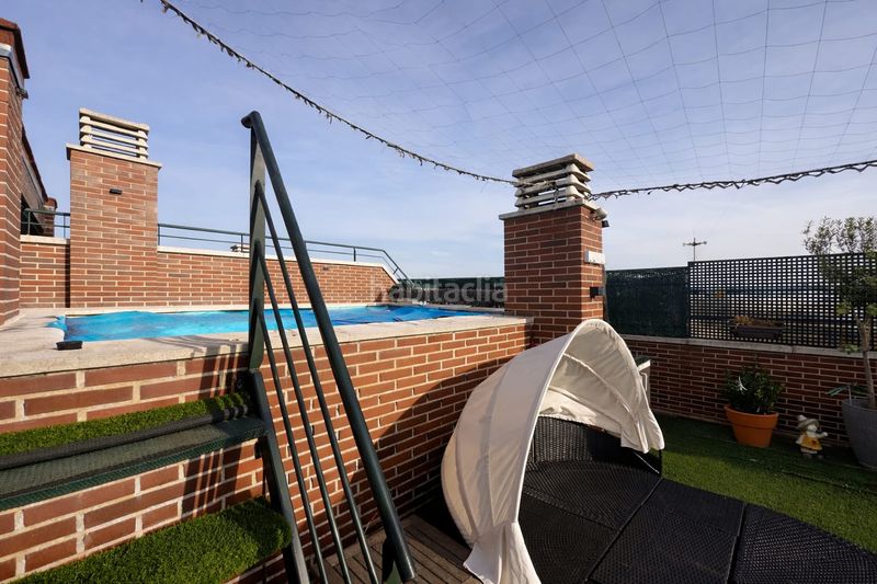 Foto 985c1a24-7c43-4646-ac02-d1bfdb2a285a. Àtic amb calefacció aparcament piscina a Altos del Olivar-El Caracol Valdemoro