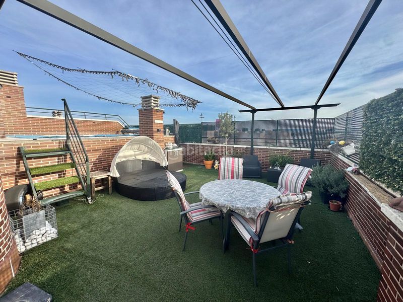 Foto af7c1e8e-1b5d-49a5-9af2-7227d4c75829. Àtic amb calefacció aparcament piscina a Altos del Olivar-El Caracol Valdemoro