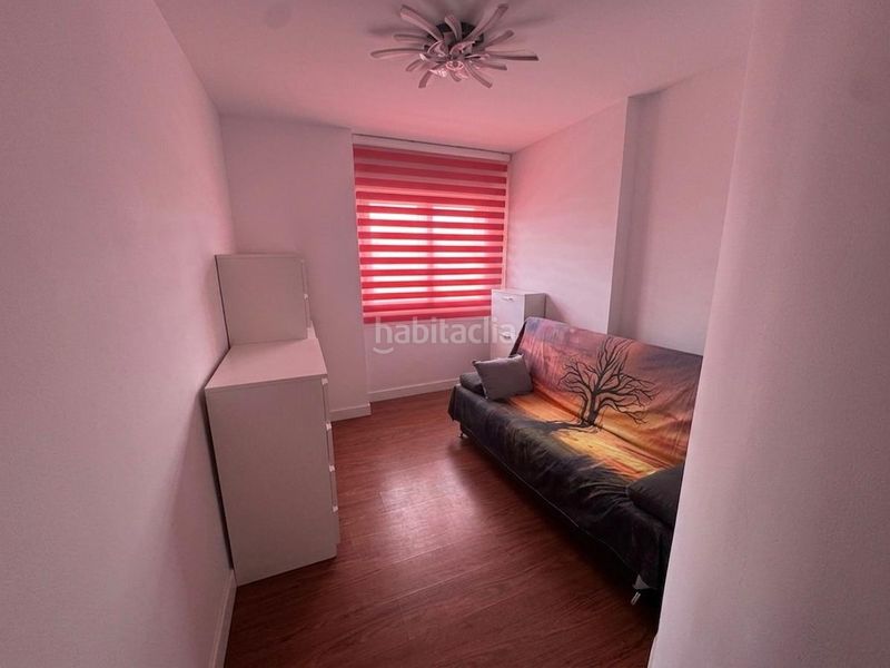 Foto de1d2180-fd8c-44fe-be8b-10559a05890a. Àtic amb calefacció aparcament piscina a Altos del Olivar-El Caracol Valdemoro