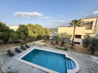 Haus  Carrer de sa noblesa. Exclusiva casa señorial con piscina y vistas panorámicas en el c