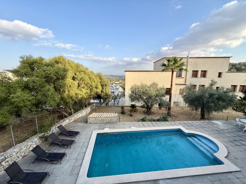 Foto cb900015-1e5f-4e04-b7b9-2a6777ef106f. Casa amb piscina a Selva