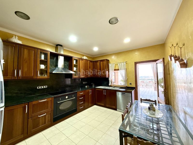 Foto e8d42b42-cab4-4ec8-978c-6b8ebed43ac6. Casa amb piscina a Selva