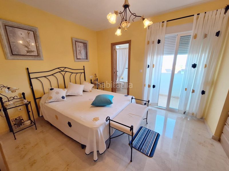 Foto 469c2c2d-65cb-4a37-8fc4-d807991e2649. Xalet amb aparcament piscina a Coloma Nucia (la)