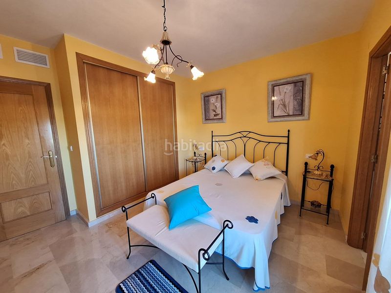 Foto a5acd401-dde6-4ccd-b5ba-da43cb6c2ad6. Xalet amb aparcament piscina a Coloma Nucia (la)