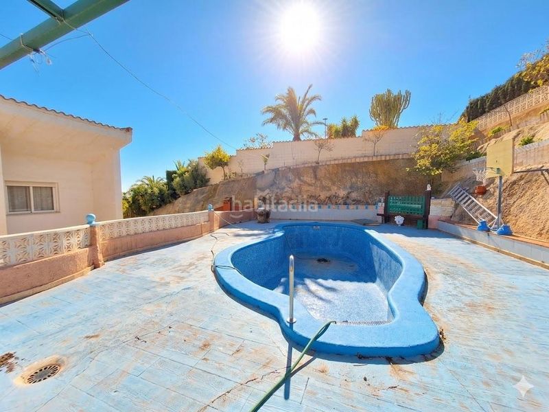 Foto e7bde6e9-0913-48cc-93b4-cf93a8b839a8. Xalet amb aparcament piscina a Coloma Nucia (la)