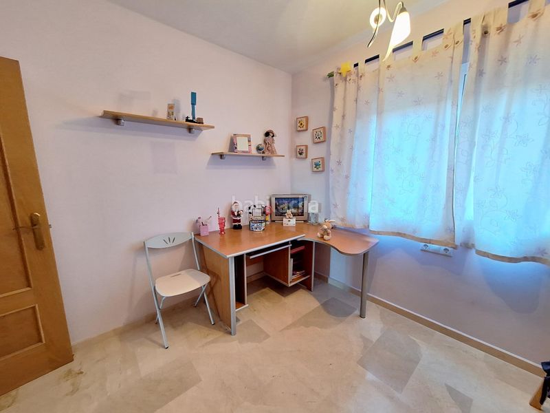 Foto eebbdf6a-e59d-448e-a07e-cddc4dac01fe. Xalet amb aparcament piscina a Coloma Nucia (la)