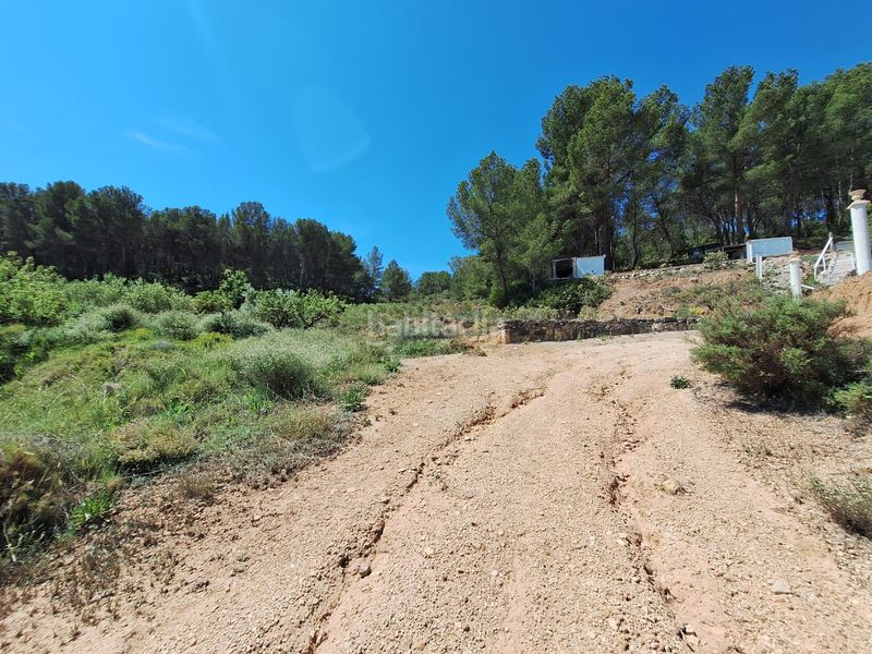 Foto e92f3aca-7905-47d9-8064-927ae5fc64f7. Finca rústica a Castalla