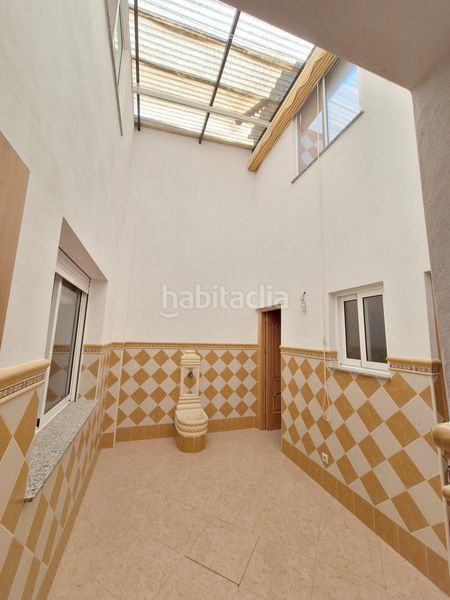 Foto aefd9447-d3b7-45b6-8093-975b2557df5c. Casa amb calefacció a Algueña