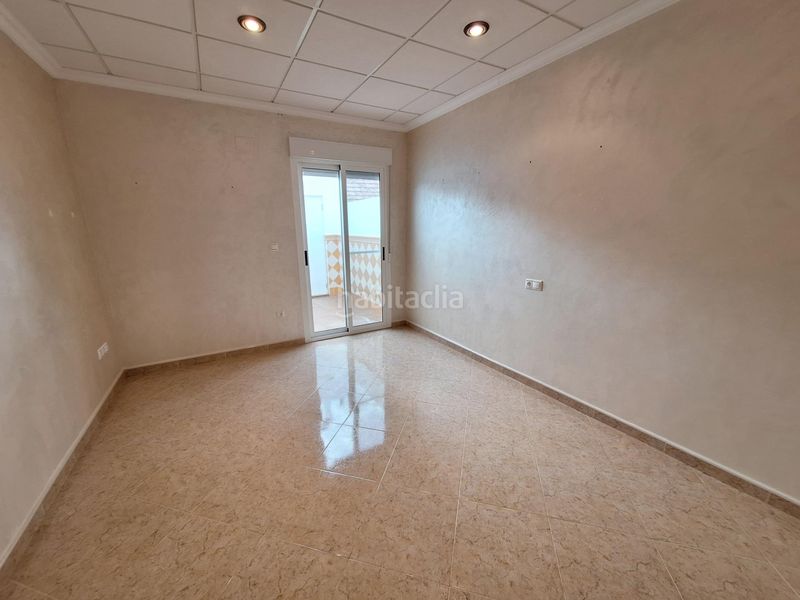 Foto ba550d68-2803-4602-ad11-9725cfec8e60. Casa amb calefacció a Algueña