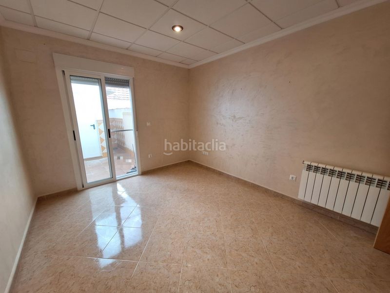 Foto f10ada4c-48e2-4fb9-80bc-1546e4bc8b2c. Casa amb calefacció a Algueña