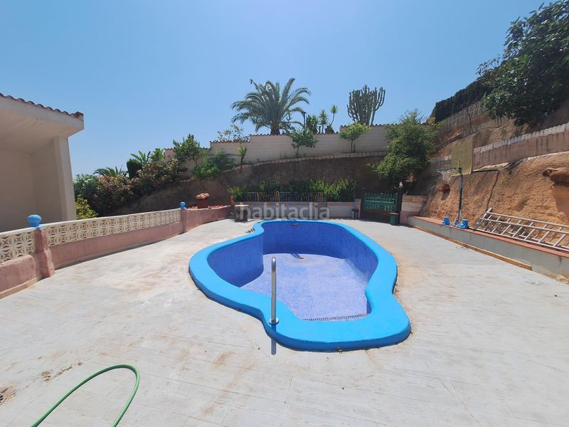 Foto 1bcb2a01-dfbb-4464-b57e-bf597c9a2f62. Xalet amb calefacció aparcament piscina a Coloma Nucia (la)