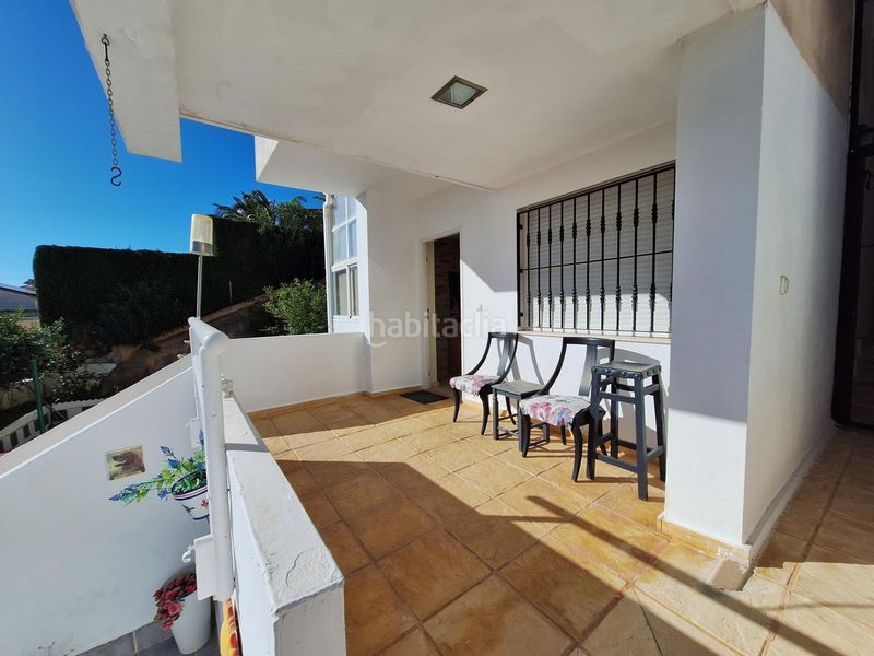 Foto 295035f9-deb7-4cfb-877a-7e7ed5aa2bc1. Xalet amb calefacció aparcament piscina a Coloma Nucia (la)