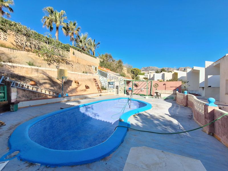 Foto e2411f78-d6b1-4727-b3b9-84719e68cd66. Xalet amb calefacció aparcament piscina a Coloma Nucia (la)