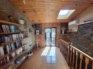 Casa bifamiliare in Castalla. Casa reformada y amueblada para entrar a vivir en el casco histó