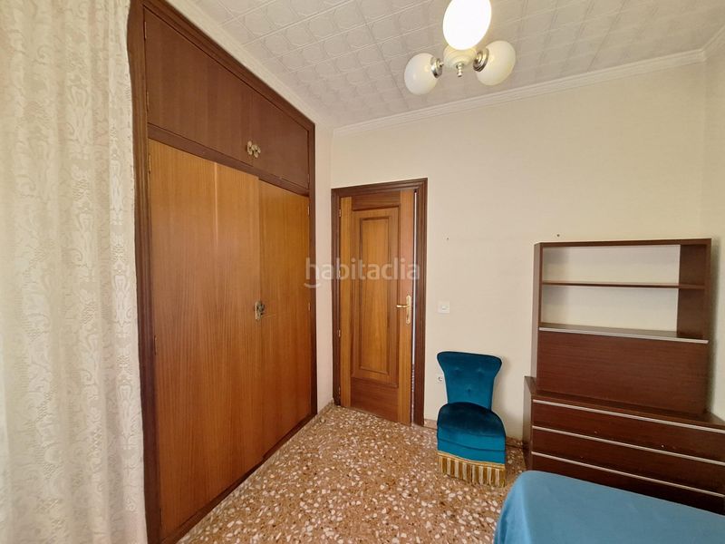 Foto a3f2c7f8-4555-40d4-ad0d-941dd20c3324. Edificio  de dos plantas con garaje y múltiples posibilidades de negocio en pleno centro en Castalla