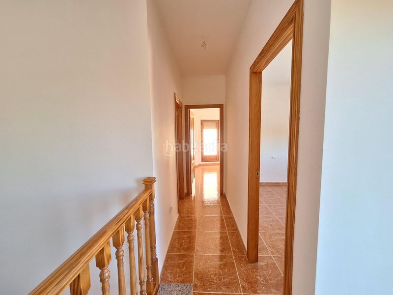 Foto 016ed73b-db4f-4207-8fa5-ce19f580719b. Casa adossada amb aparcament a Pinoso