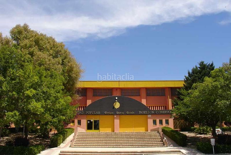 Foto 0219388c-a518-4586-85a4-f321f4dec6ab. Casa adossada amb aparcament a Pinoso