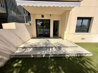 Apartament  De levante. Piso pilar de horadada