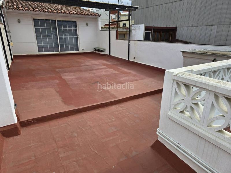 Foto 0bc3d0df-858f-4950-b365-21daab63bcd2. Casa amb calefacció aparcament a La Maurina Terrassa