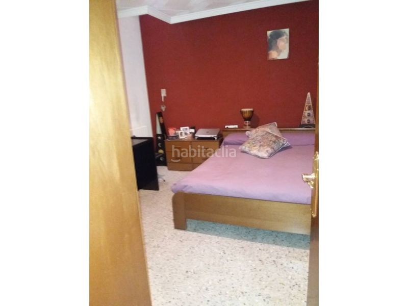 Foto 4eff0472-44cc-40a5-beb0-6223dbae39c8. Casa amb calefacció aparcament a La Maurina Terrassa
