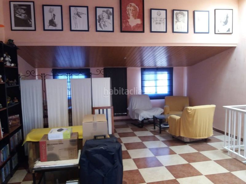Foto a4b8876f-7d10-4bd2-9533-bdcec7166809. Casa amb calefacció aparcament a La Maurina Terrassa
