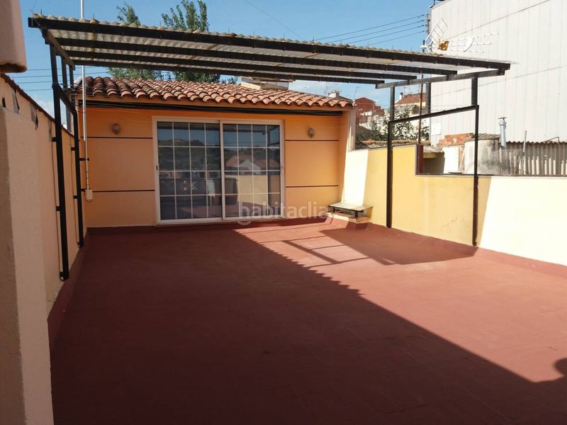 Foto 3c8902e5-9c25-4c46-b25e-dd3d8c3a614c. Casa amb calefacció aparcament a La Maurina Terrassa