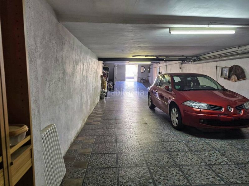 Foto 9cd61e27-3382-4a4a-93d5-1d3246f2949f. Casa amb calefacció aparcament a La Maurina Terrassa