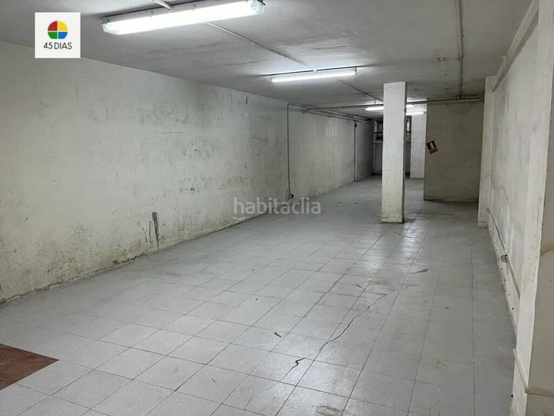 Foto 3235fe86-19af-468a-8e28-87c54bae3272. Business premise in Centre Ripollet