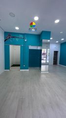 Lloguer Local Comercial a Centre-Cordelles. Oportunidad de negocio en cerdanyola local a pie de calle en el