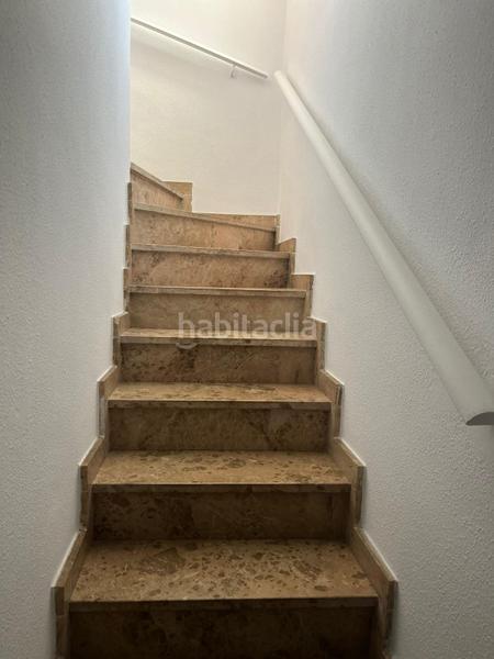 Foto a7c4bf60-afe1-4c47-8d0f-39768579be10. Location rez-de-chaussée avec chauffage parking dans Rubí