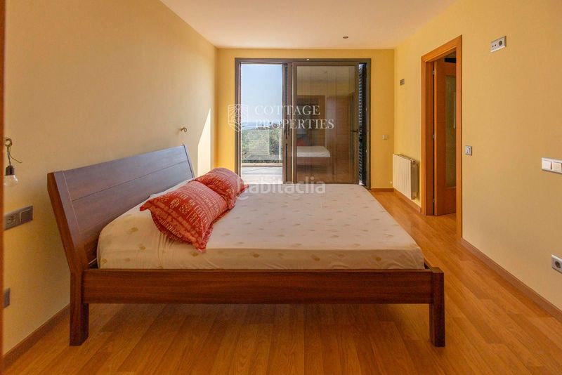 Foto 52efb80e-b641-4eaa-a581-ec872cfe242d. Casa amb calefacció aparcament piscina a Canyelles Lloret de Mar