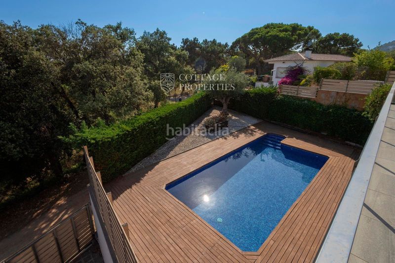 Foto 61f09157-0328-4106-9967-bafe265ab7da. Casa amb calefacció aparcament piscina a Canyelles Lloret de Mar