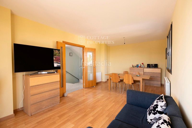 Foto 985a06f3-4825-4f94-9233-ef877ecc8389. Casa amb calefacció aparcament piscina a Canyelles Lloret de Mar