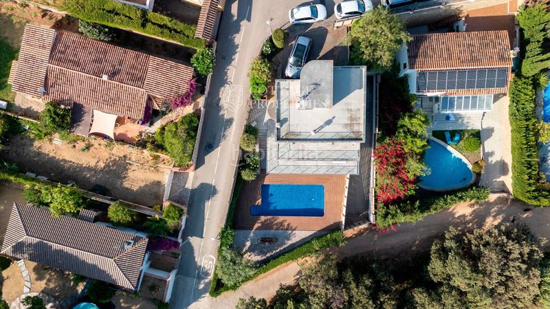 Foto a41e2b6c-ab71-4cf2-a4e9-44bb6836b067. Casa amb calefacció aparcament piscina a Canyelles Lloret de Mar