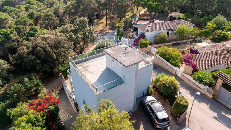 Foto e98e4995-f4aa-48b4-aa98-cb5d8fb53679. Casa amb calefacció aparcament piscina a Canyelles Lloret de Mar