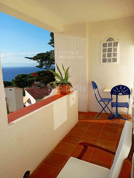 Foto 0915850f-76fc-4c0e-9cde-d2d3a574e910. Casa amb calefacció aparcament piscina a Empúries Escala (L´)