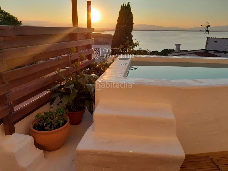 Foto 0d5f5669-a354-4fb0-94bd-fd94b2b62f85. Casa amb calefacció aparcament piscina a Empúries Escala (L´)
