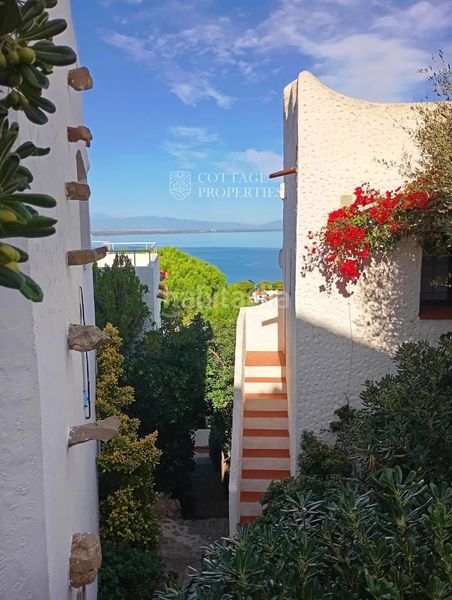 Foto 5342bac4-a580-46be-8a4b-7b99c28f87b1. Casa amb calefacció aparcament piscina a Empúries Escala (L´)