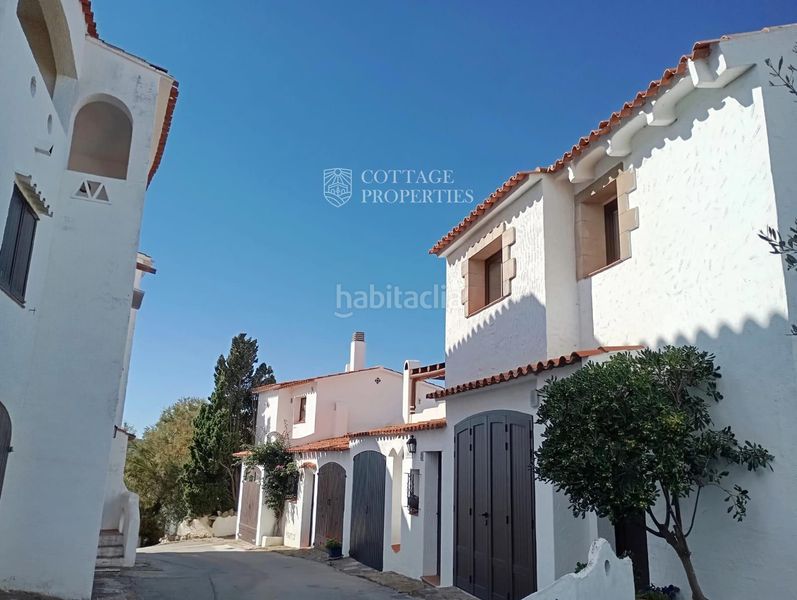 Foto ecfd55d8-ec27-4d46-8516-ad5abc3ee802. Casa amb calefacció aparcament piscina a Empúries Escala (L´)